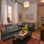 Large Three Bedroom, Center Of Old Town