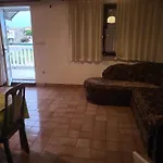 Wohnung Fuer 2-4 Personen Im Og