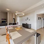 2 Bedroom Beautiful Apartment In Stankovici