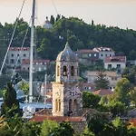 Awesome Apartment In Cavtat With Wifi