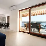 Apartment Lina - Pool And Sea View