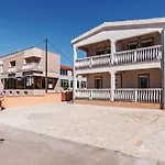 Apartments Hak - Two Bedroom Apartment With Terrace And Sea View