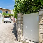 Guest House Vulic - Double Room With Shared Bathroom