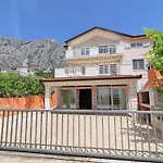 Apartments Villa Michele-Three Bedroom Apartment With Terrace Mandarin