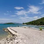 Apartments Gusti - One Bedroom Apartment With Terrace And Sea View