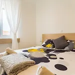 Apartment Mi Ko - Two Bedroom Apartment With City View