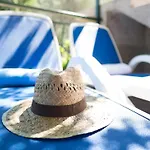 Apartments Saulan - One Bedroom Apartment With Balcony And Garden View Molunat