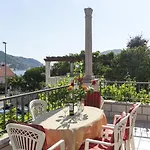 Villa Celenca - Two Bedroom Apartment With Balcony And Sea View - A3