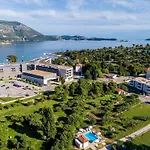 Apartments Mali Paradiso - Comfort Studio Apartment With Balcony And Pool View