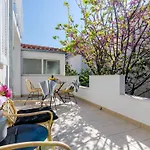 Apartment Sea Shell - Triplex Three-Bedroom Apartment With Terrace