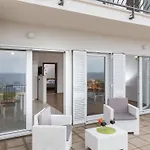 Apartments Manuela - Comfort One-Bedroom Apartment With Terrace And Sea View A2 2