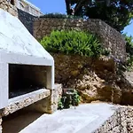 Apartments Plavac Mali