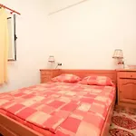 Apartments Ere Zuronja-One-Bedroom Apartment With Sea View 2