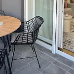 Apartment By Mare