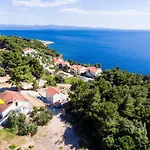 Holiday Home Blue Vineyard- Three Bedroom House With Terrace And Sea View