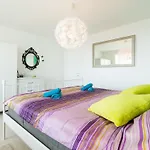 Apartment Butterfly - One Bedroom Apartment With Sea View