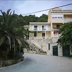 Apartments Maru Ka - Studio Apartment With Balcony And Sea View