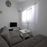 Apartments Maza - One Bedroom Apartment Antonio