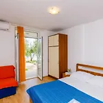 Apartments Glavor