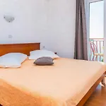 Guest House Fontana - Studio Apartment With Sea View 2 Adults