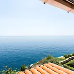 Apartment Gigi - Two Bedroom Apartment With Terrace And Sea View