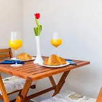 Apartment Amabilis - One Bedroom Apartment With Terrace And City View