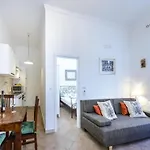 Apartments Franka Old Town - One Bedroom Apartment