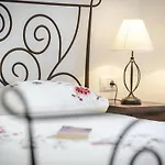 Apartments Franka Old Town - One Bedroom Apartment