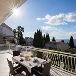Apartments Villa Enzian