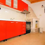 Getaway Beach House-One Bedroom Holiday Home With Terrace And Sea View