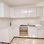 Apartments Markovi Orebi - One Bedroom Apartment With Terrace And Garden View A2