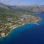 Apartments Markovi Orebi - One Bedroom Apartment With Terrace And Garden View A2