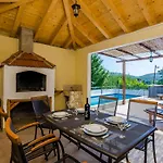 Villa Dalmatian Gem - Two-Bedroom Villa With Terrace And Swimming Pool