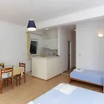 Apartments Posta - Comfort Studio With Balcony And Sea View - Apartman 1