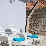 Holiday Home Belmondo- Three Bedroom Home With Terrace And Private Pool A6