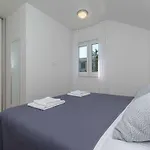 Apartment Gloria - One Bedroom Apartment With Terrace