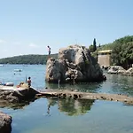 Apartment Luna - One Bedroom Apartment With Terrace And Sea View Molunat