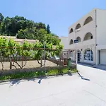 Apartments & Rooms Bari I