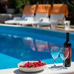 Apartments Vidak - One Bedroom Apartment With Balcony And Sea View - A4