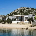Luxury Beachfront Eco Villa 77 With Sauna