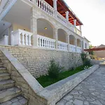 House Green Side Sunset- Four Bedroom House With Pool And Sea View
