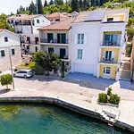 Apartments Ema - Studio Apartment With Sea View
