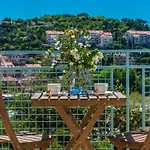Apartments Terra - Comfort One Bedroom Apartment With Balcony And City View Veliki
