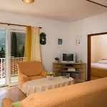 Apartments Marina - One Bedroom Apartment With Balcony And Sea View