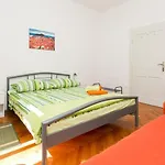 Apartment Blue & Green - Two-Bedroom Apartment With Terrace And Garden View