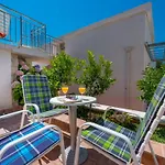 Villa Borna Apartments