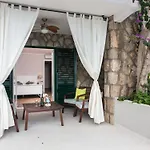 Villa Mirjana - Studio Apartment With Terrace And Sea View Bogumila