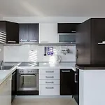 Apartment Marlo - Two-Bedroom Apartment With Balcony Top Floor