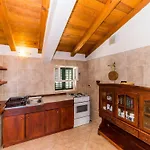 Apartments Casa Vanna - Three-Bedroom Apartment With Terrace And Sea View