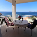 Seaside Apartments Hrka - Comfort One Bedroom Apartment With Terrace And Sea View 1